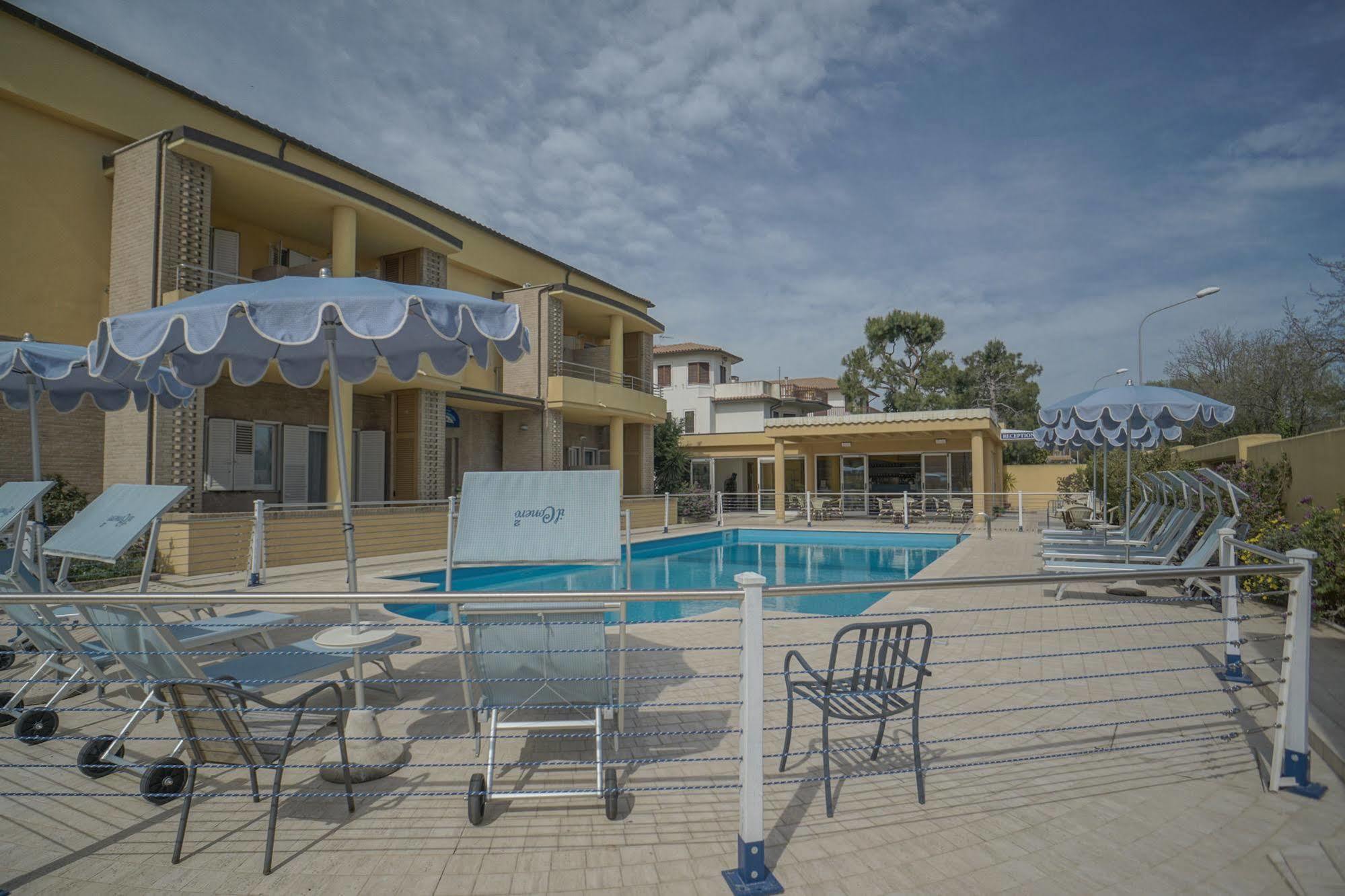 Hotel Residence Il Conero 2 Нумана Экстерьер фото